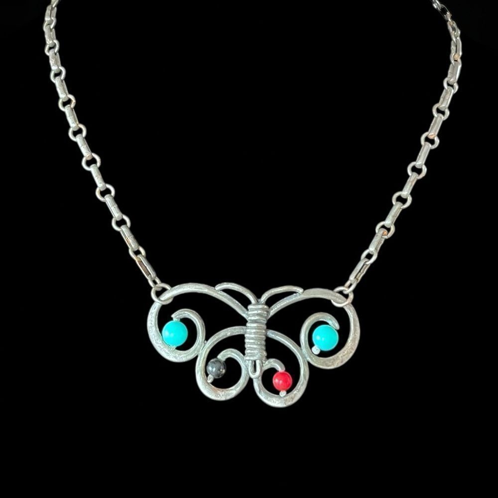 Vintage Silver Metal Wire Butterfly Pendant Necklace